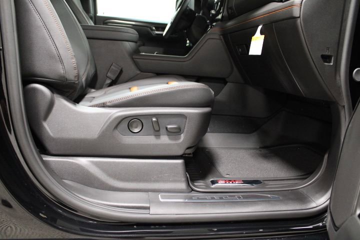 New 2026 GMC Sierra 2500 AT4 w/ Technology Package image 27