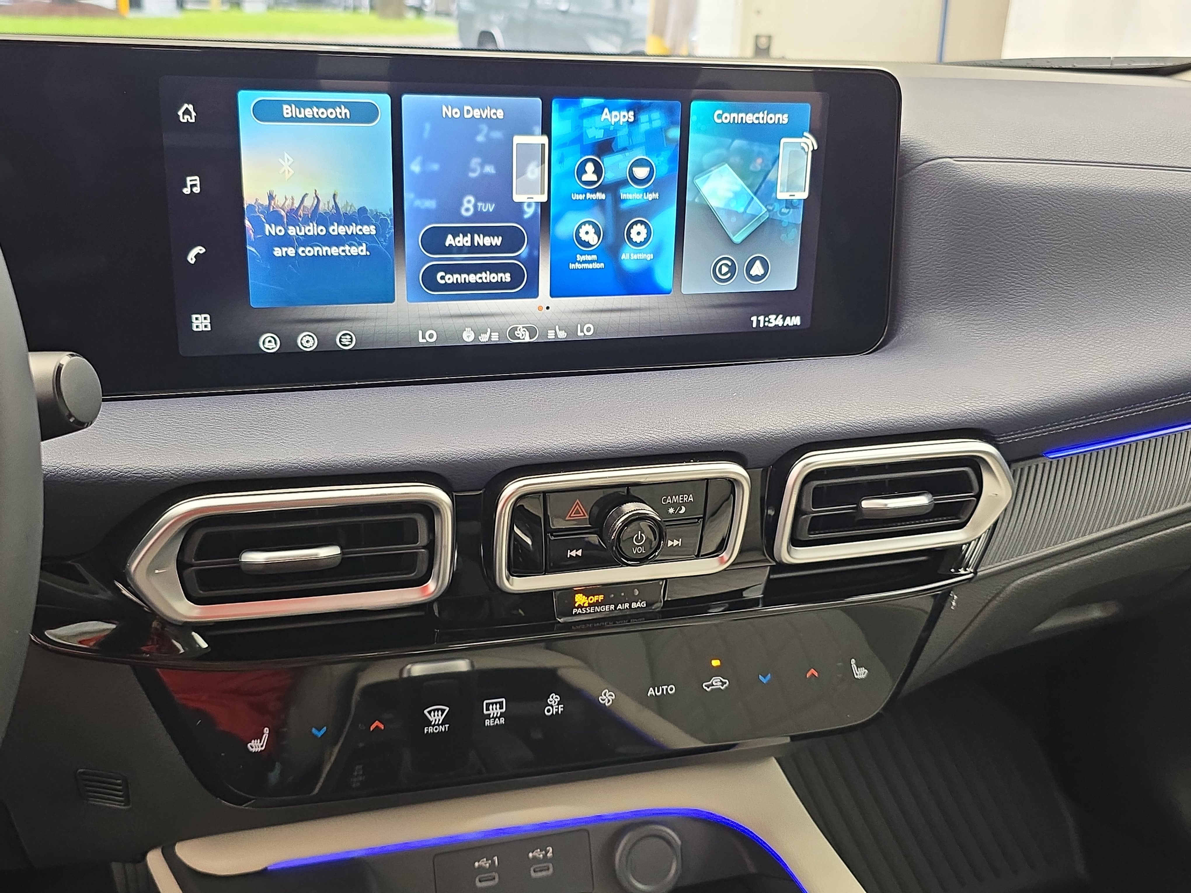 New 2026 Nissan Sentra SL w/ Floor Mat Package FWD image 19