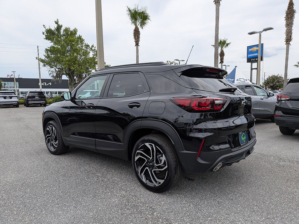 Certified 2026 Chevrolet TrailBlazer RS w/ Convenience Package FWD image 23