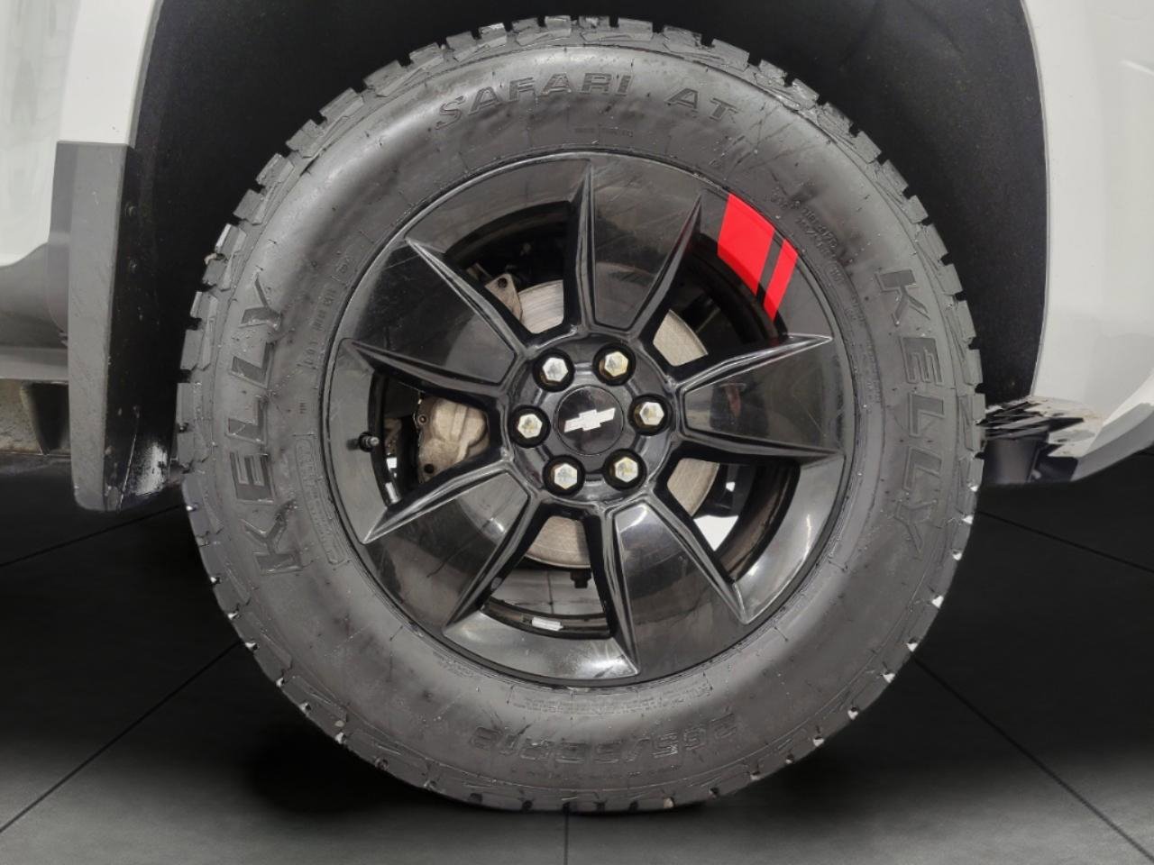 Used 2018 Chevrolet Colorado LT image 3