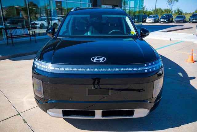 New 2026 Hyundai Ioniq 9 SEL image 8