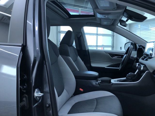 Used 2019 Toyota RAV4 XLE image 22