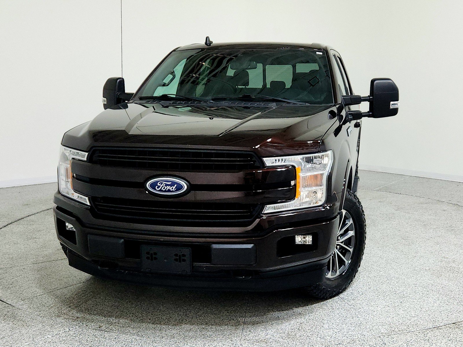 Used 2019 Ford F150 Lariat image 2