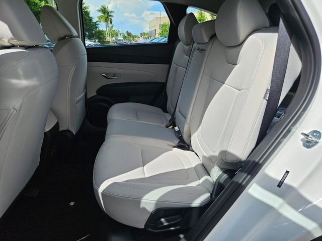 New 2026 Hyundai Tucson SE image 7