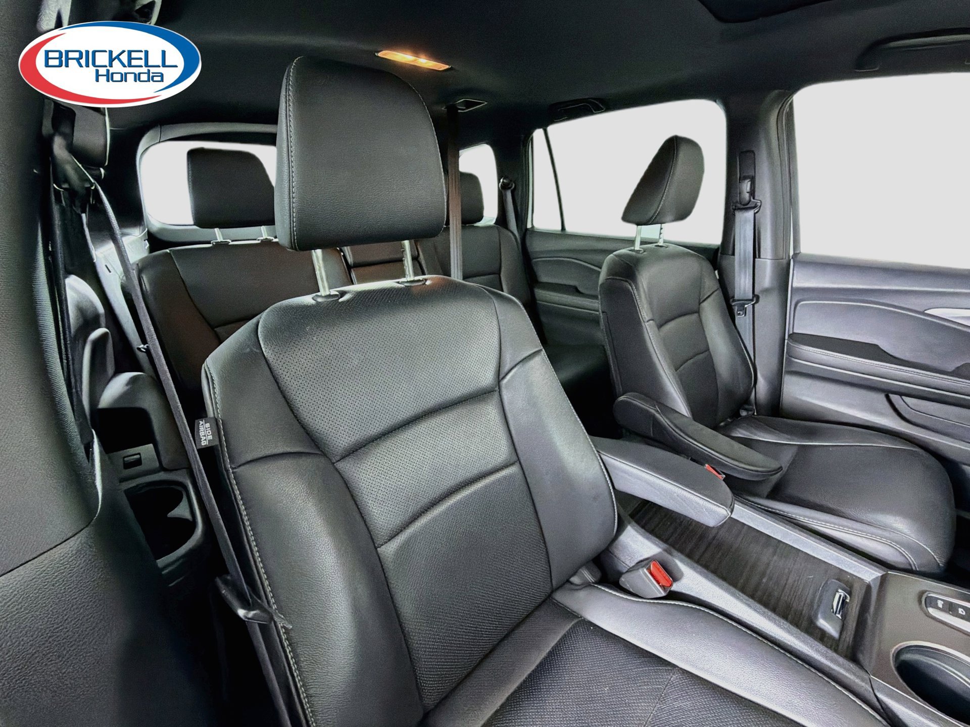 Used 2023 Honda Passport EX-L image 16