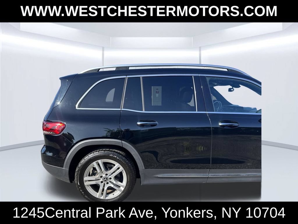 Used 2021 Mercedes-Benz GLB 250 4MATIC w/ Premium Package image 10