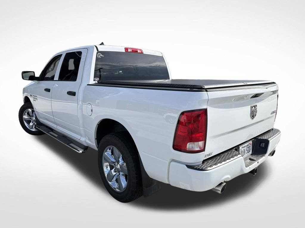 Used 2019 RAM 1500 Express w/ Express Value Package AWD/4WD image 2
