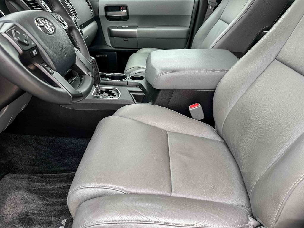 Used 2018 Toyota Sequoia Limited w/ Safety & Convenience Package RWD image 13