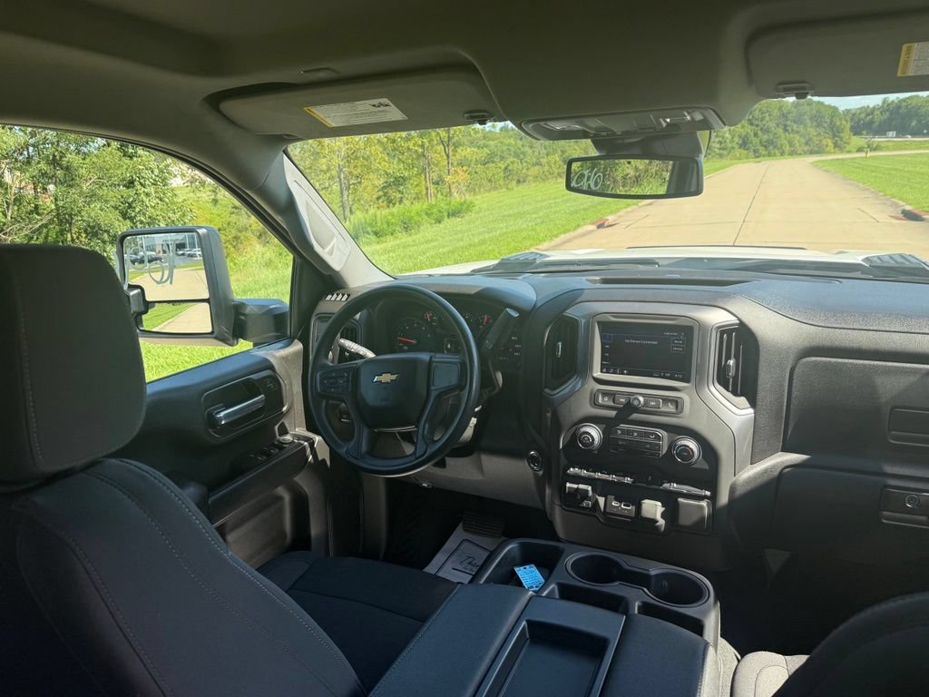 Used 2025 Chevrolet Silverado 2500 Custom w/ Custom Value Package RWD image 21