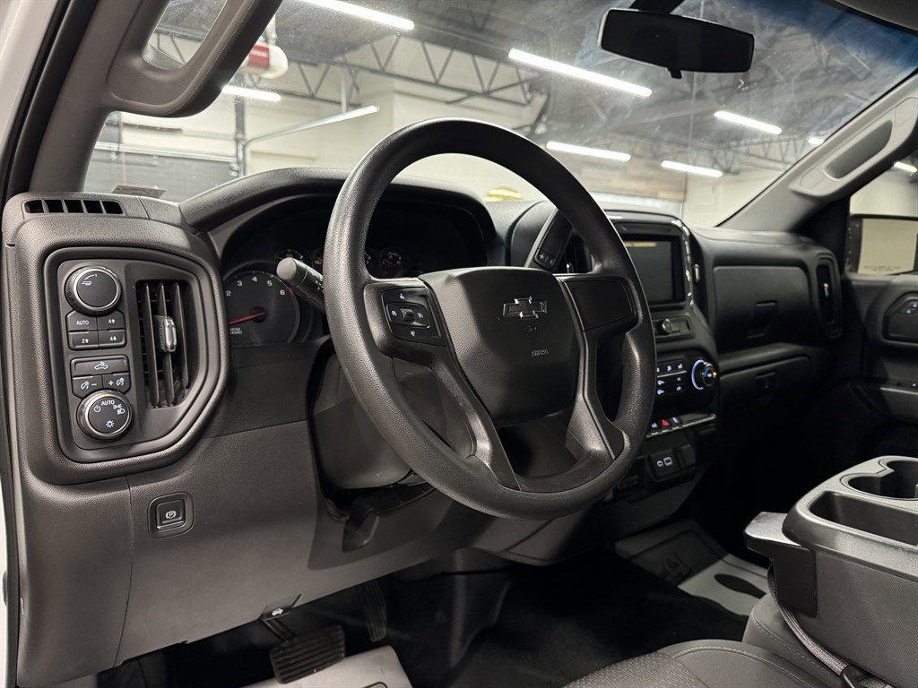 Used 2021 Chevrolet Silverado 1500 Custom Trail Boss image 24