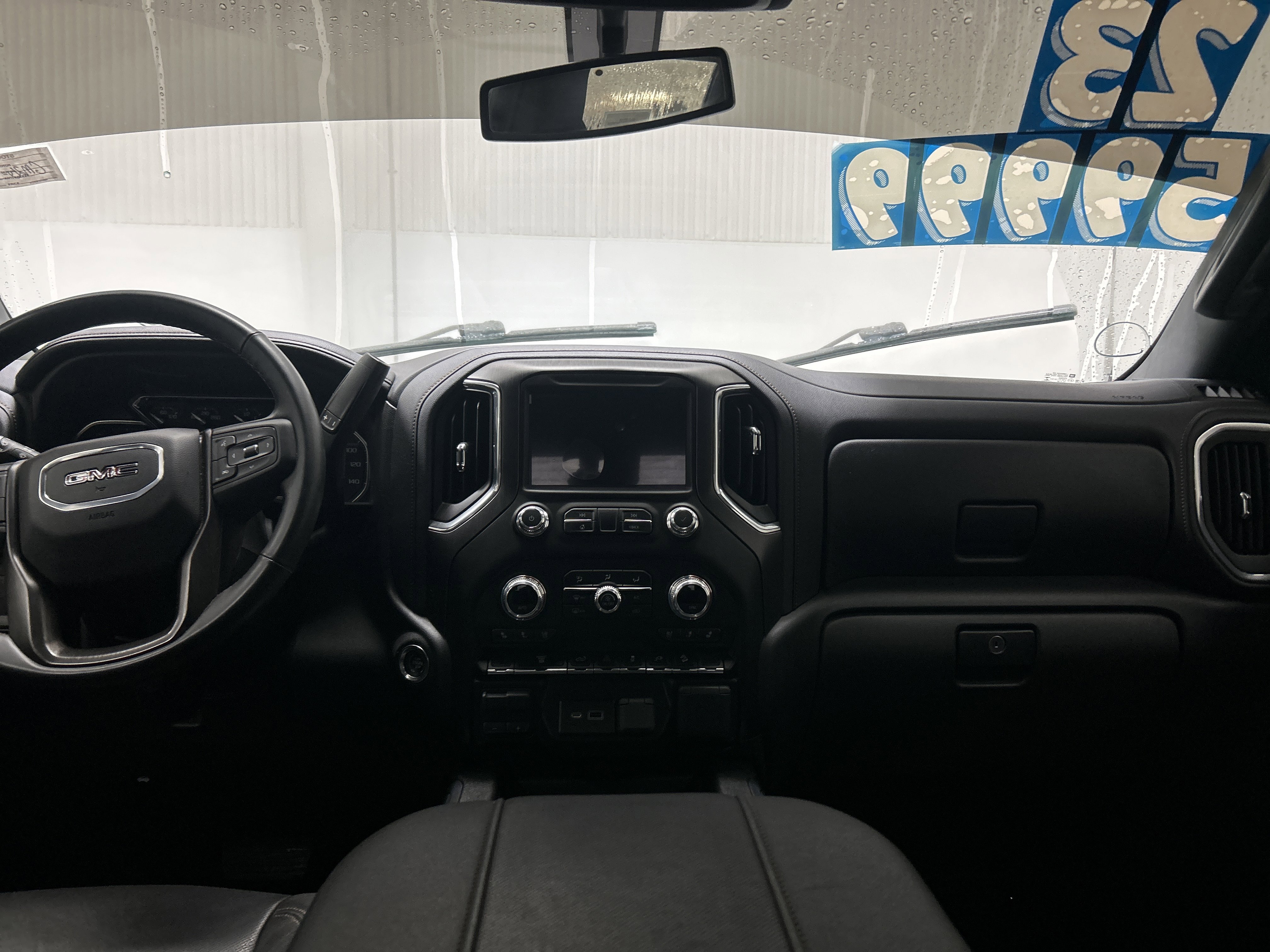 Used 2023 GMC Sierra 2500 AT4 w/ Gooseneck/5TH Wheel Package image 17