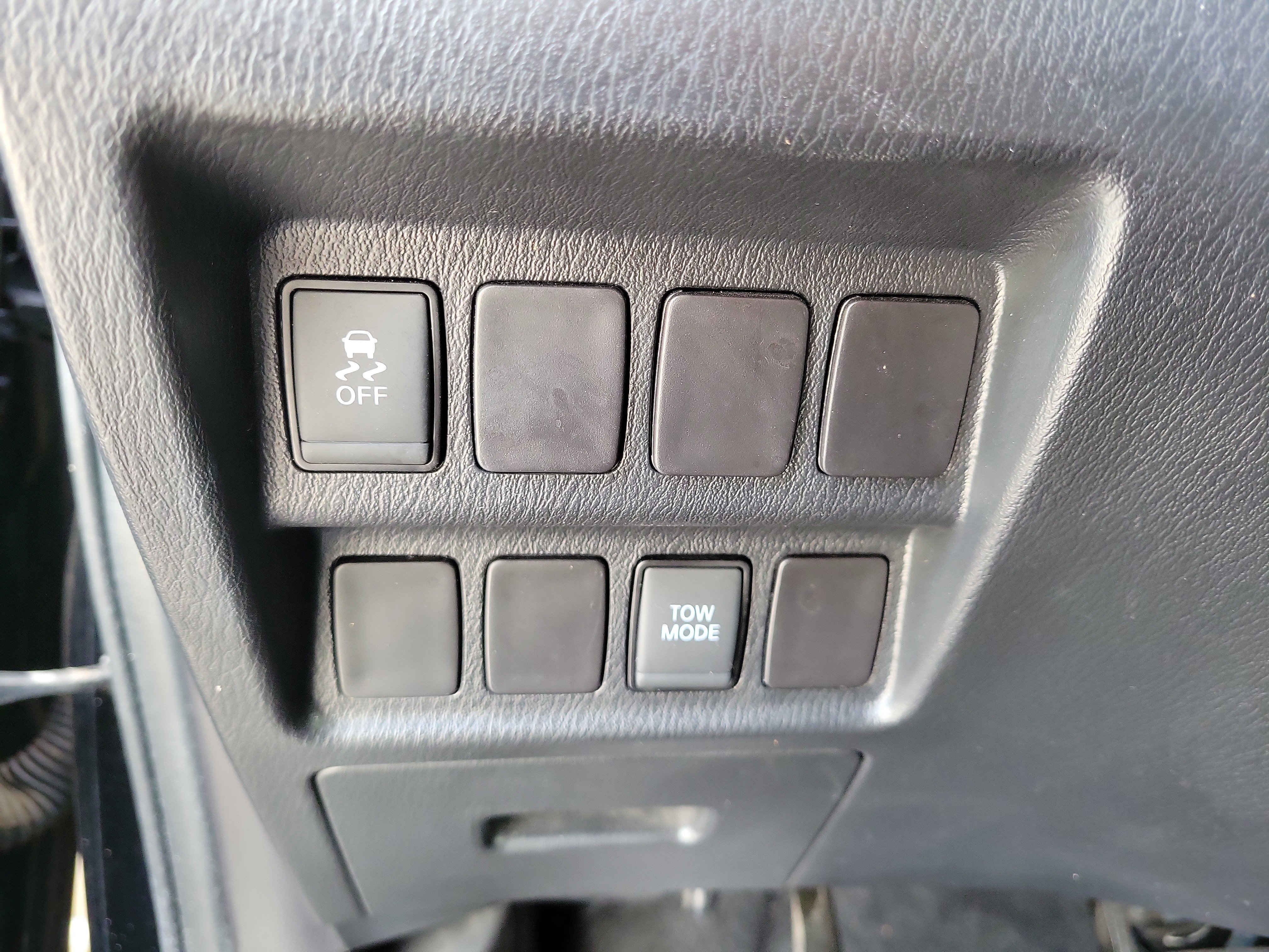Used 2017 Nissan Pathfinder S FWD image 30