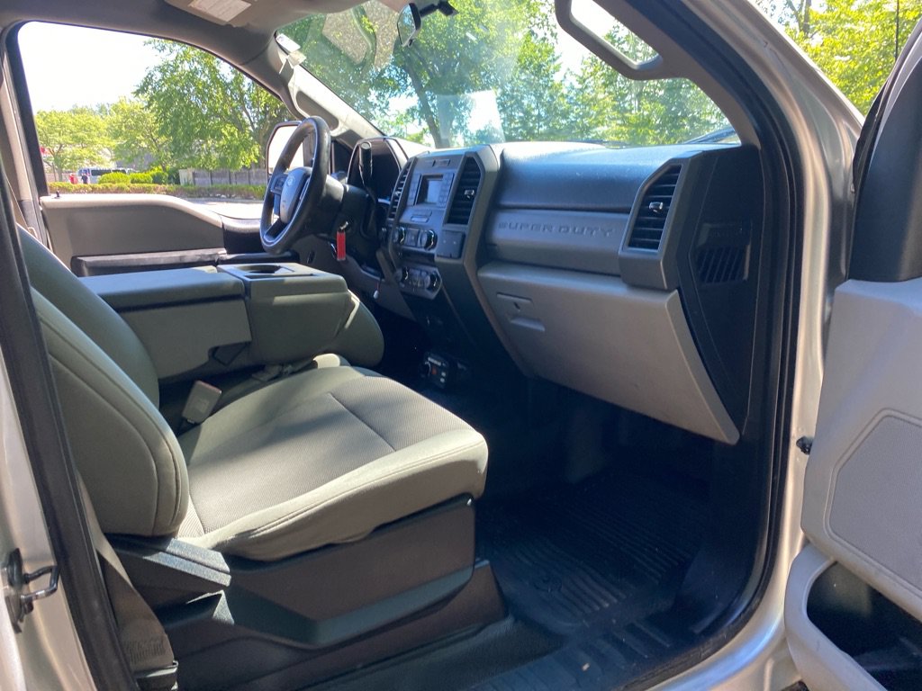 Used 2018 Ford F250 XL w/ Power Equipment Group AWD/4WD image 23