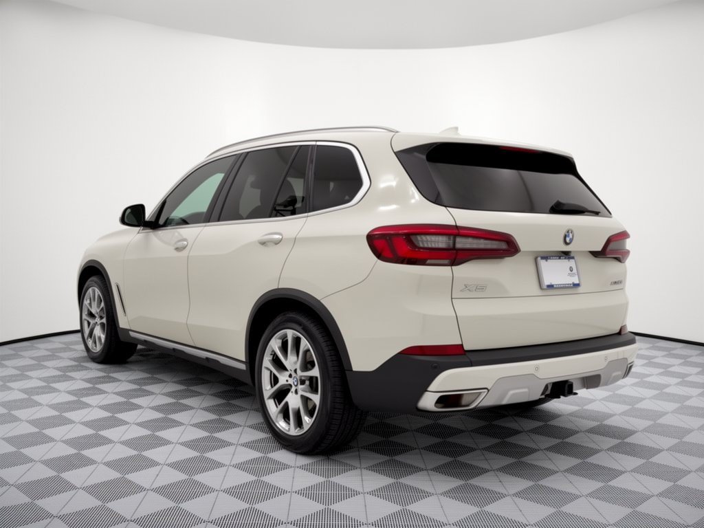 Certified 2023 BMW X5 xDrive40i w/ Premium Package AWD/4WD image 3