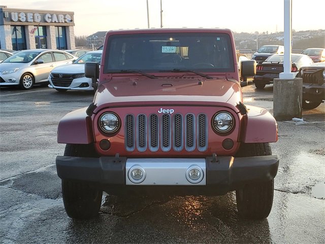 Used 2011 Jeep Wrangler Unlimited Sahara w/ Connectivity Group image 2