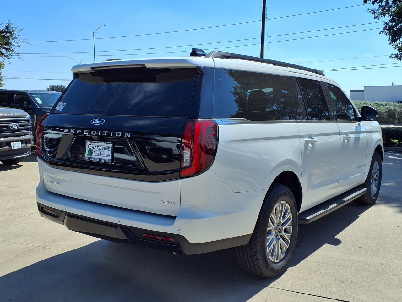 New 2027 Ford Expedition Max Platinum AWD/4WD image 4