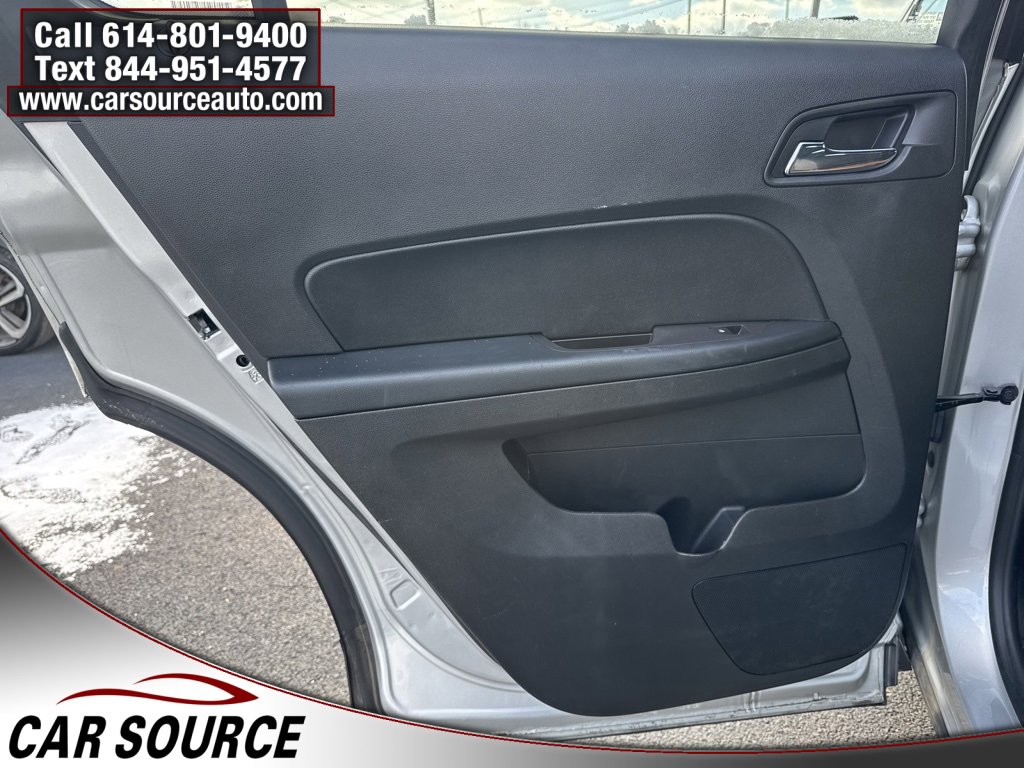Used 2016 Chevrolet Equinox LT image 28