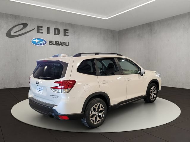 Used 2021 Subaru Forester Premium AWD/4WD image 9