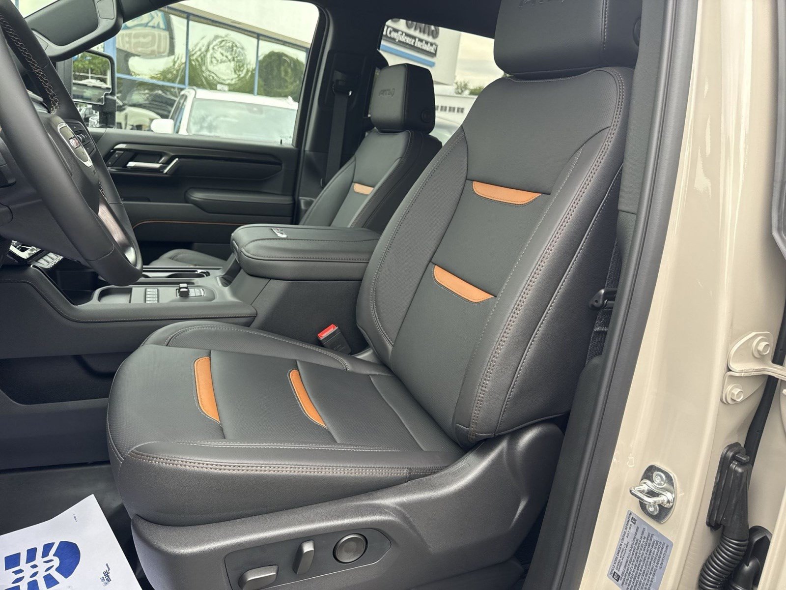 New 2026 GMC Sierra 3500 AT4 w/ AT4 Premium Plus Package AWD/4WD image 10