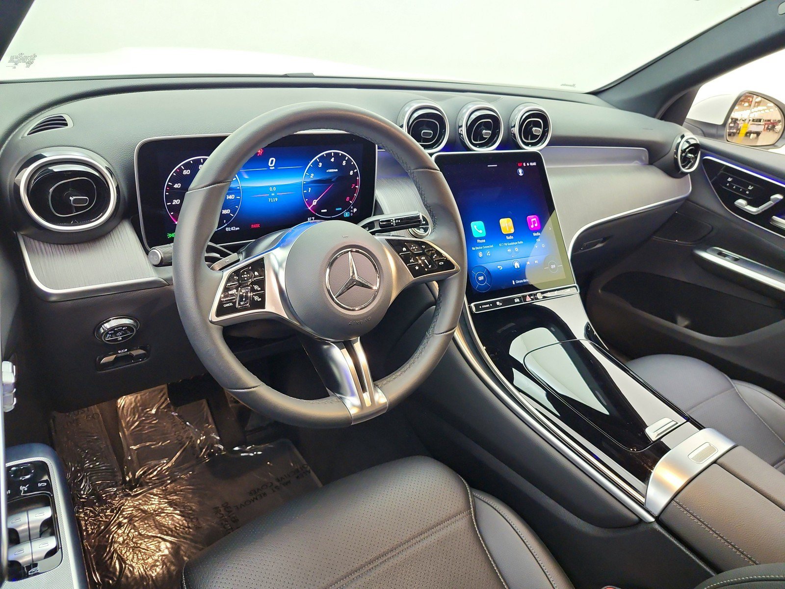 Certified 2026 Mercedes-Benz GLC 300 image 14