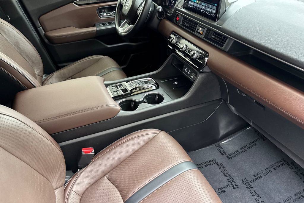 Certified 2023 Honda Pilot Elite image 21