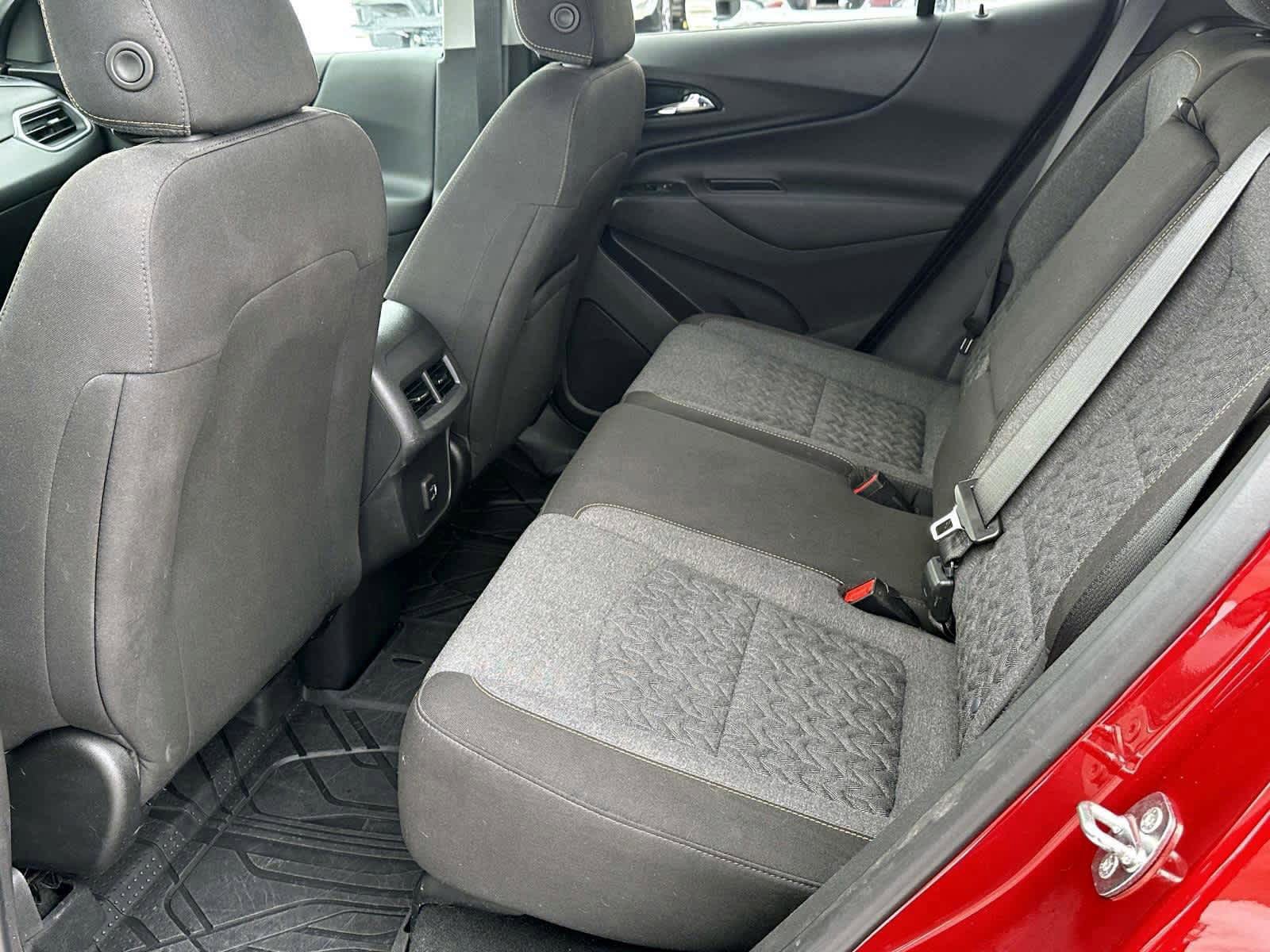 Used 2023 Chevrolet Equinox LT FWD image 9