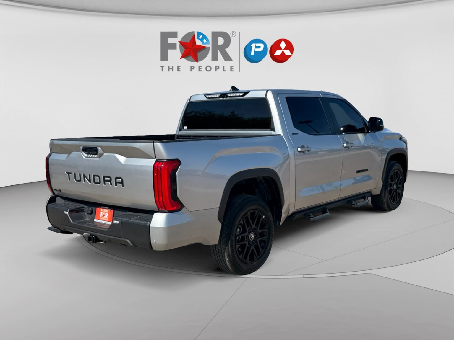 Used 2025 Toyota Tundra Limited AWD/4WD image 5