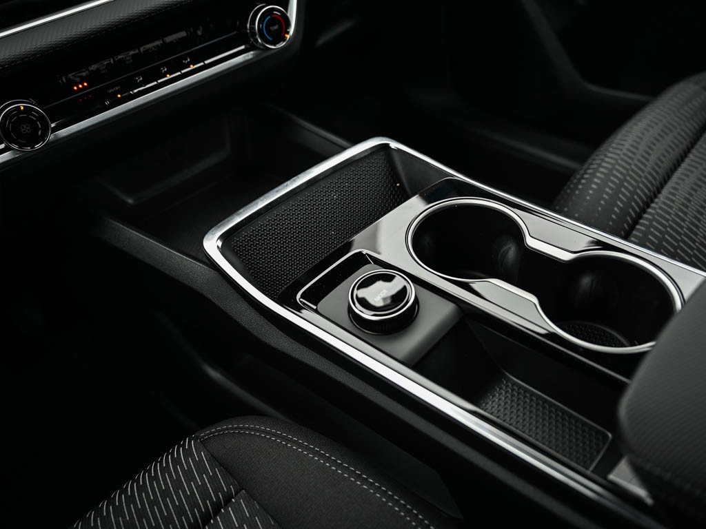 New 2026 Chevrolet Equinox LT w/ LPO, Floor Liner Package image 25