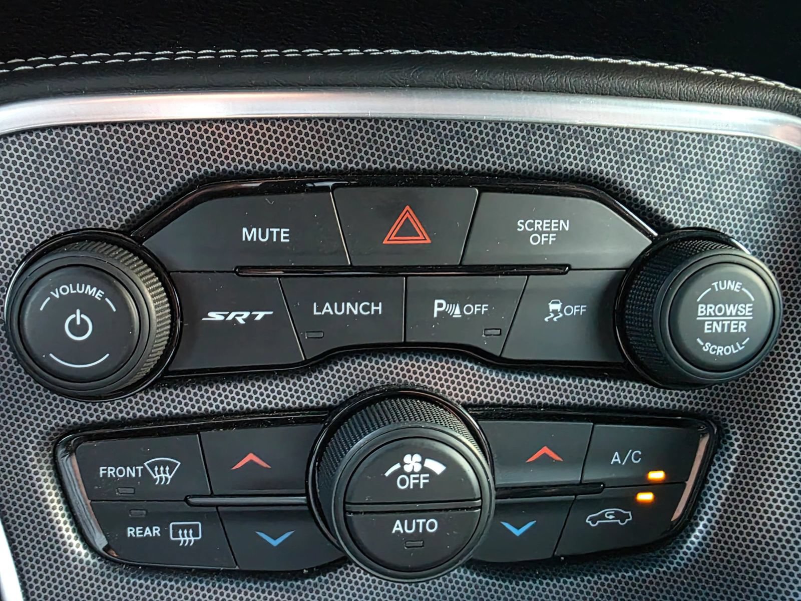 Used 2018 Dodge Challenger SRT w/ Technology Group RWD image 21