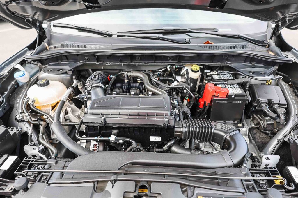 Used 2025 Ford Escape Active image 15