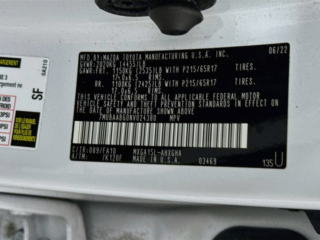Certified 2022 Toyota Corolla Cross LE w/ Moonroof Package AWD/4WD image 36