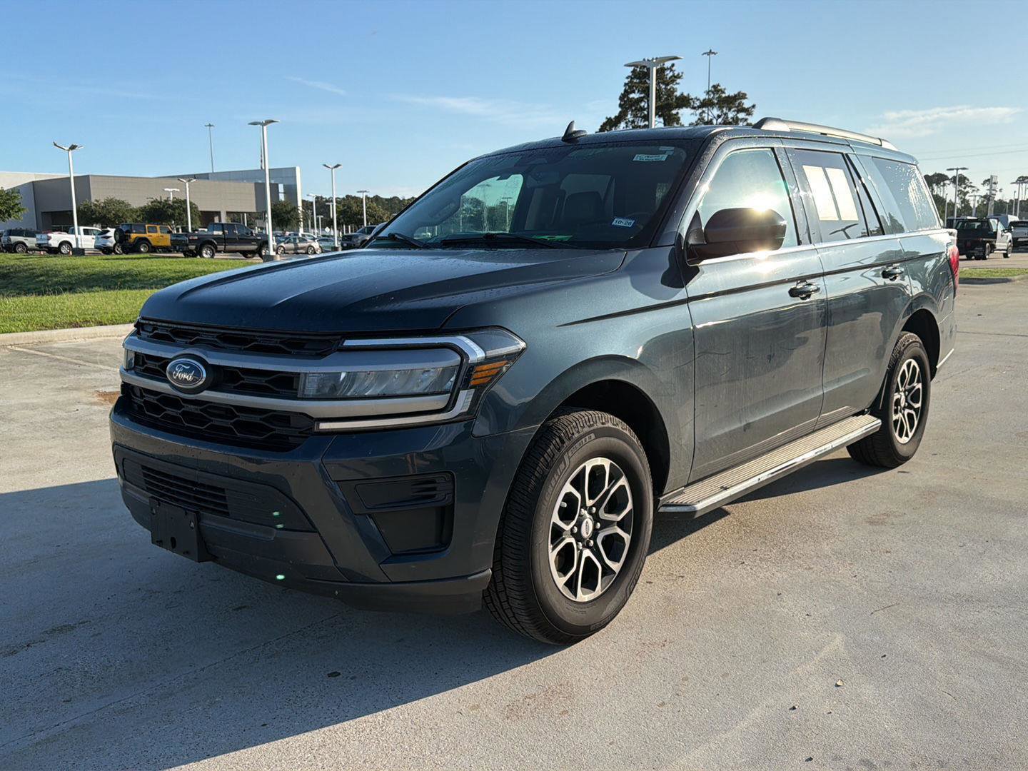 Used 2022 Ford Expedition XLT