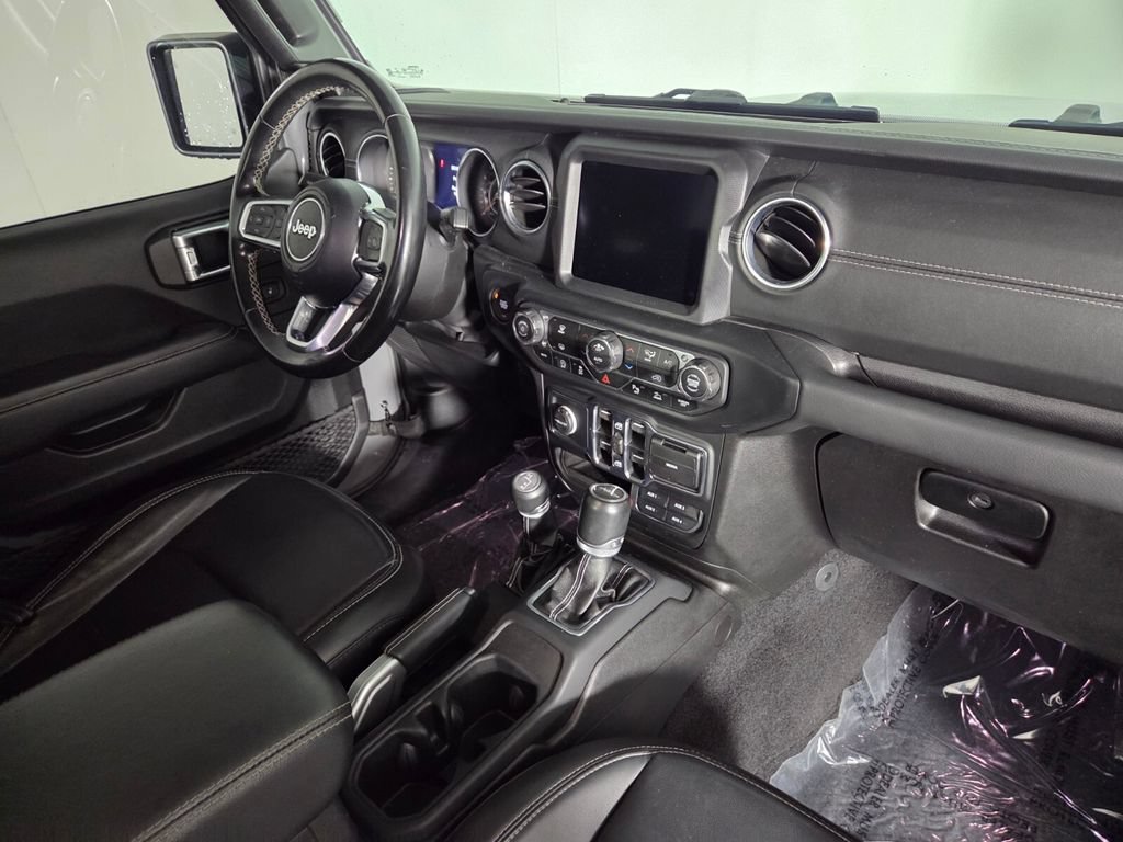 Used 2021 Jeep Gladiator Overland AWD/4WD image 32