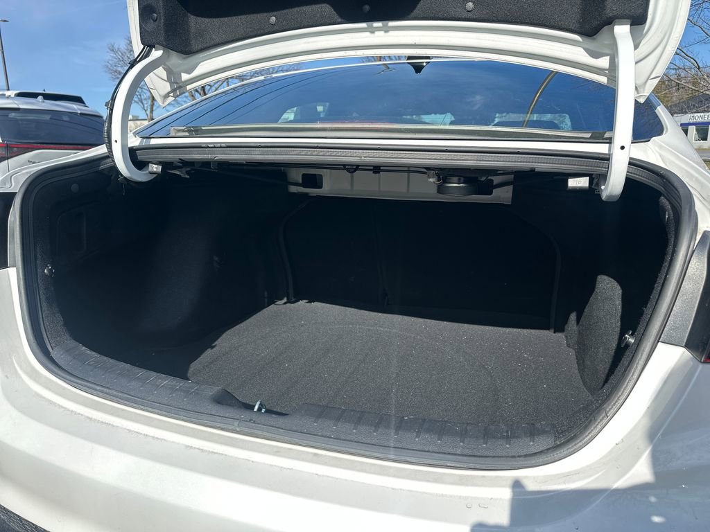 Used 2023 Kia Forte GT-Line w/ GT-Line Premium Package image 14