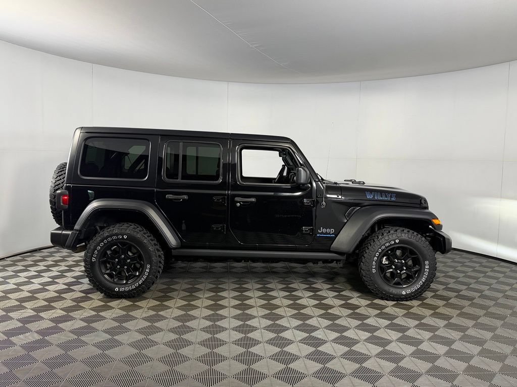 Used 2023 Jeep Wrangler Unlimited w/ 8.4" Radio Group AWD/4WD image 5