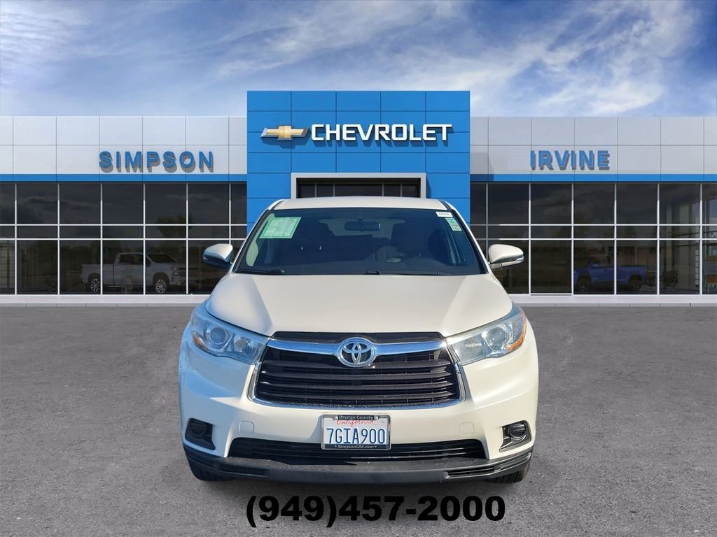 Used 2015 Toyota Highlander LE image 3