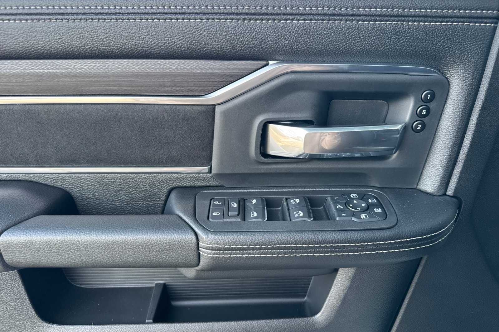 New 2026 RAM 3500 Laramie w/ Night Edition image 10