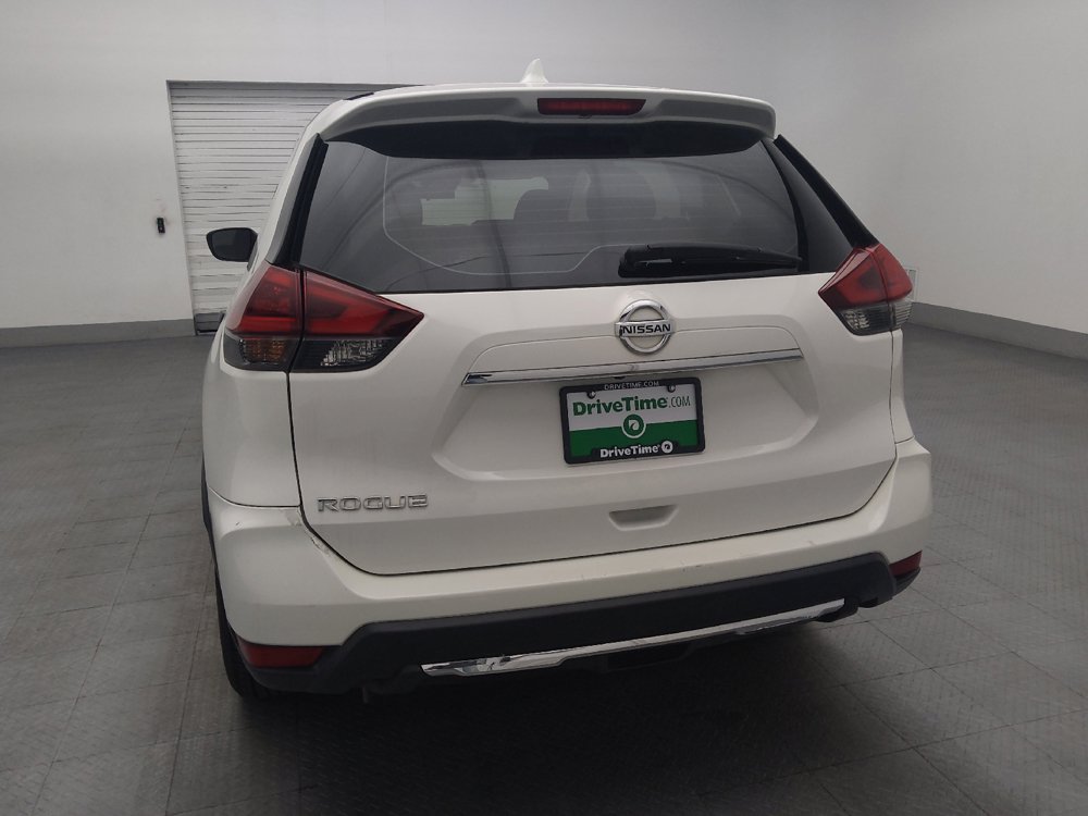 Used 2019 Nissan Rogue S FWD image 6