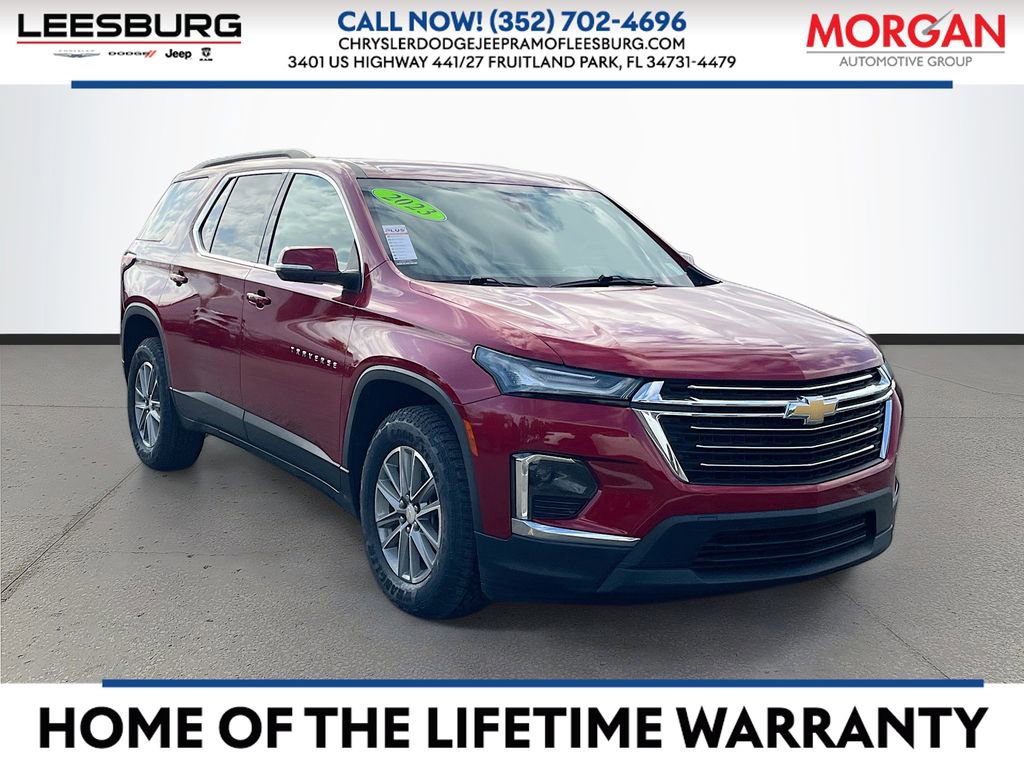 Used 2023 Chevrolet Traverse LT image 1