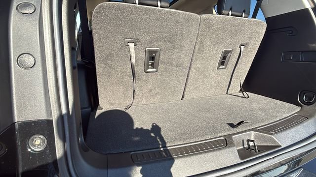 Used 2023 GMC Acadia Denali w/ Black Diamond Edition image 27