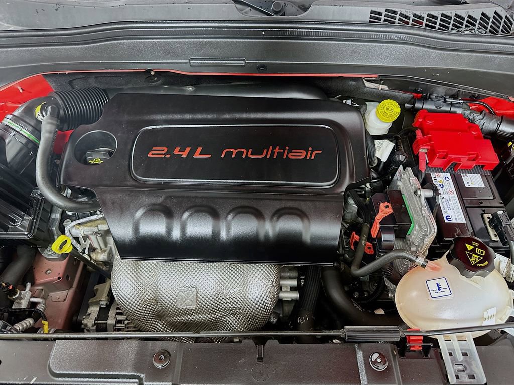 Used 2019 Jeep Renegade Latitude image 27