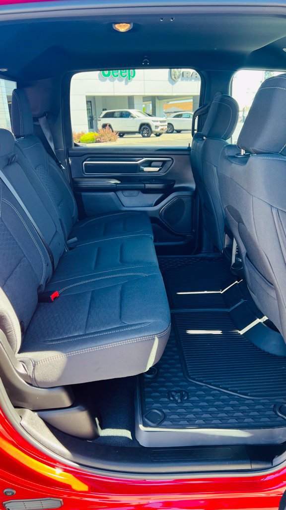 New 2026 RAM 1500 Big Horn AWD/4WD image 12