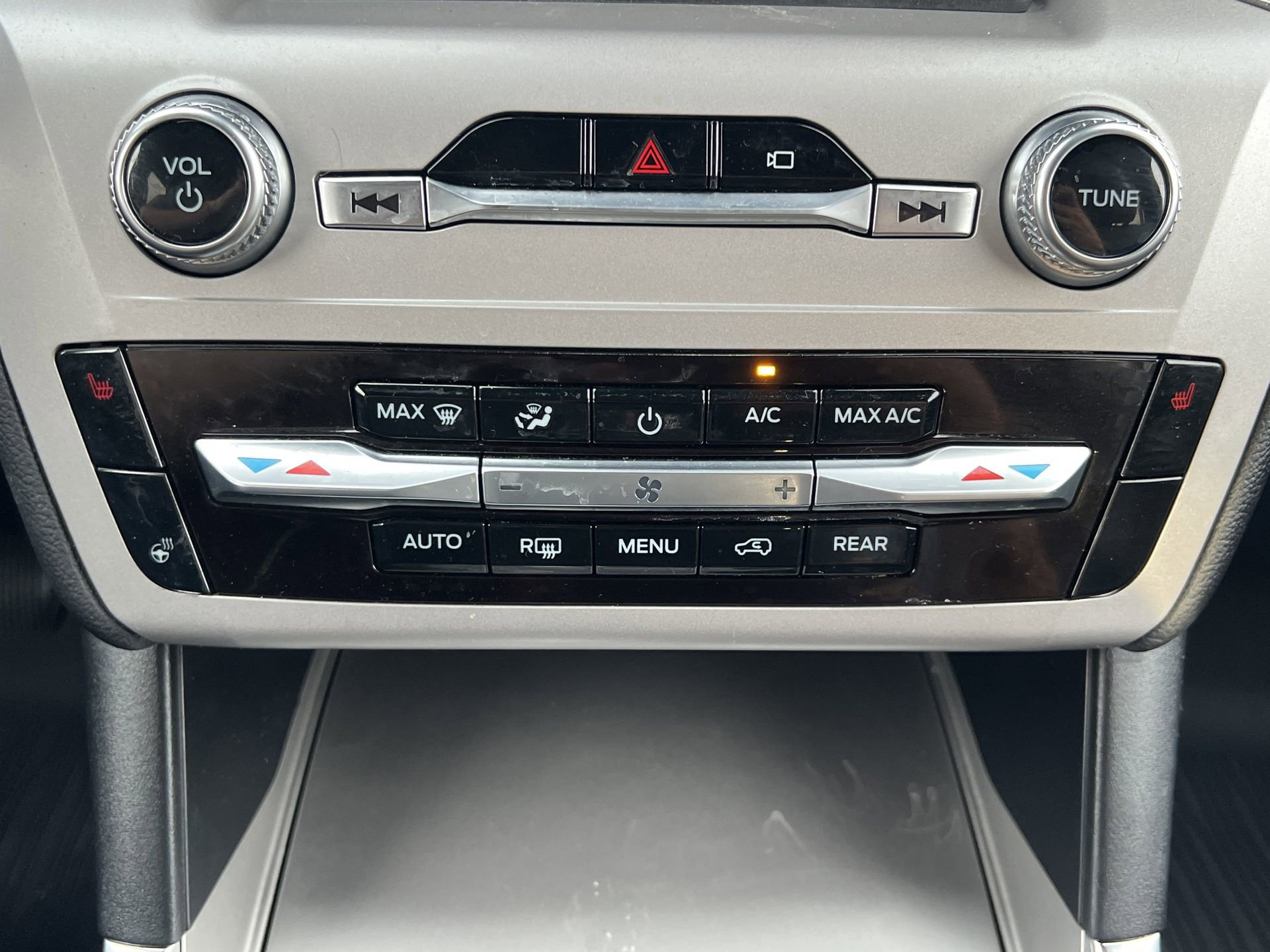 Certified 2023 Ford Explorer Timberline w/ Timberline Technology Package image 9