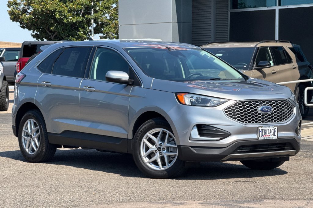 Used 2024 Ford Edge SEL AWD/4WD image 1