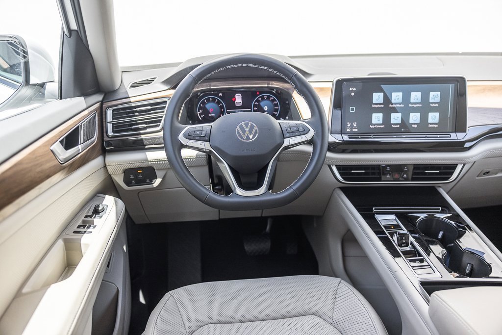 New 2026 Volkswagen Atlas SE image 5