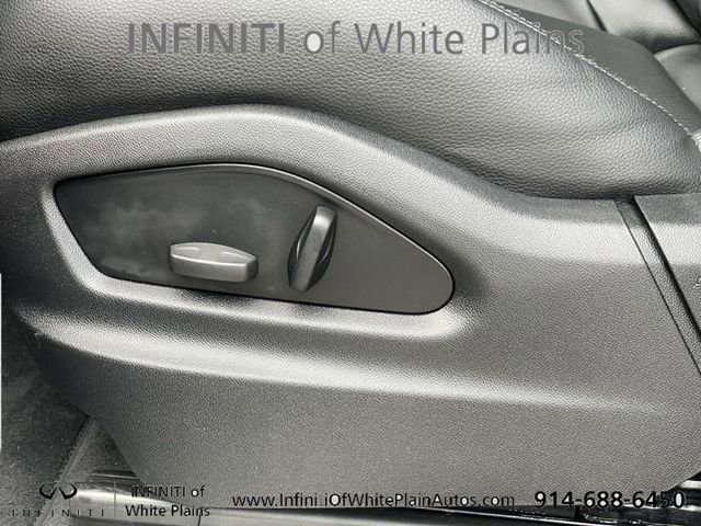 Used 2024 Porsche Cayenne AWD/4WD image 14