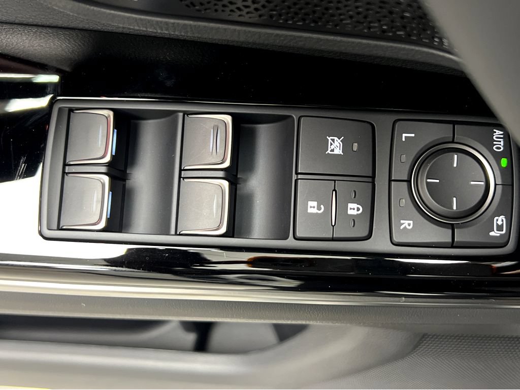 New 2026 Lexus LX 700h F Sport AWD/4WD image 40