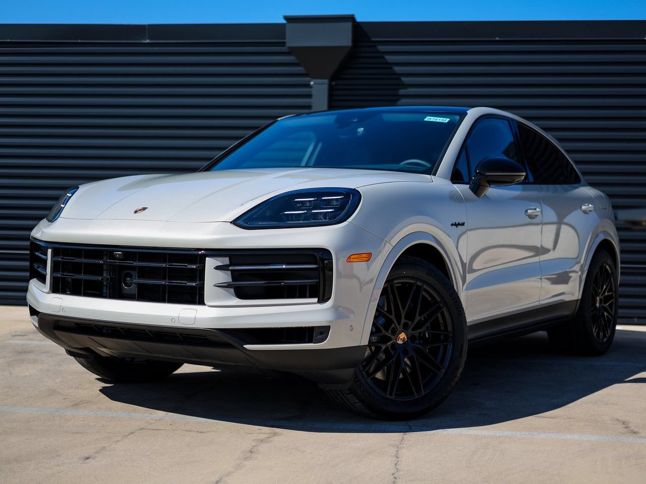 New 2026 Porsche Cayenne E-Hybrid Coupe AWD/4WD video 1
