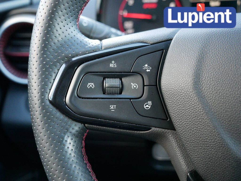 Used 2024 Chevrolet Trax RS image 23