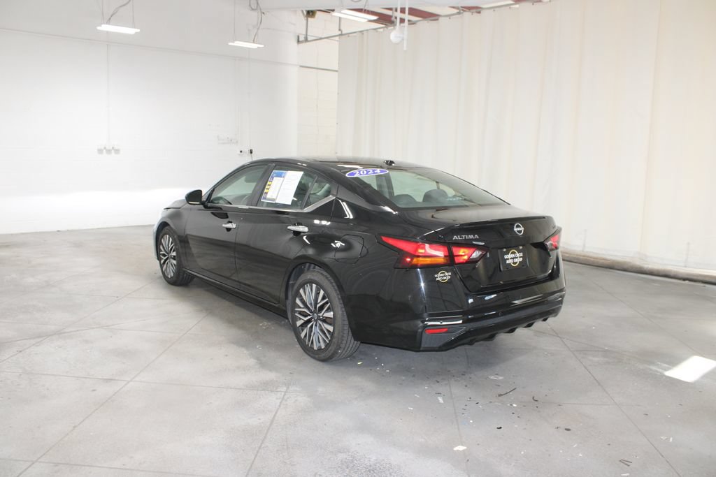 Used 2024 Nissan Altima 2.5 SV FWD image 7